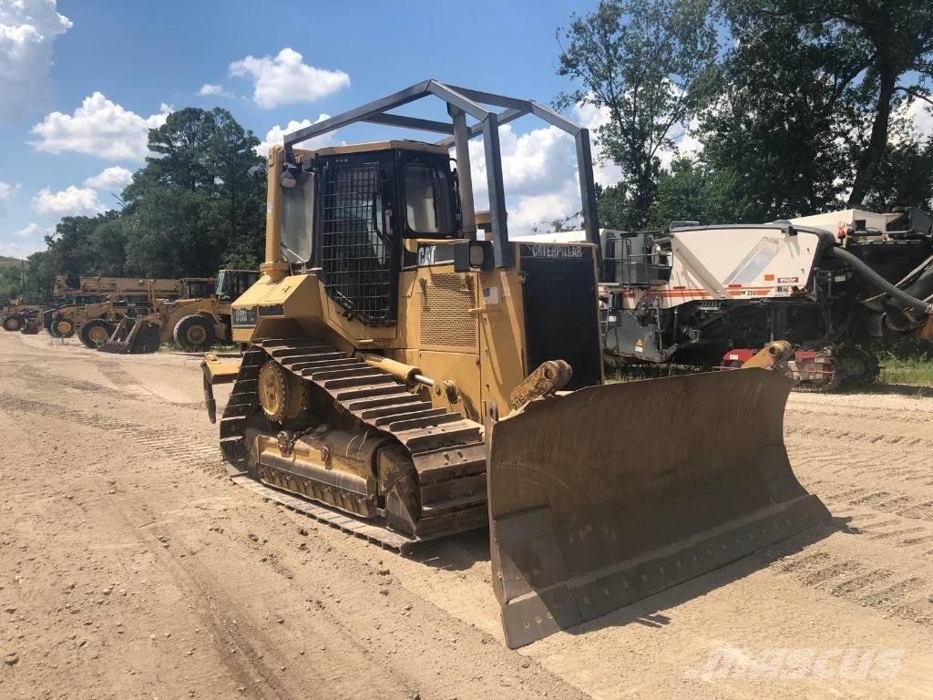 CAT D 5 M XL Vikšriniai buldozeriai