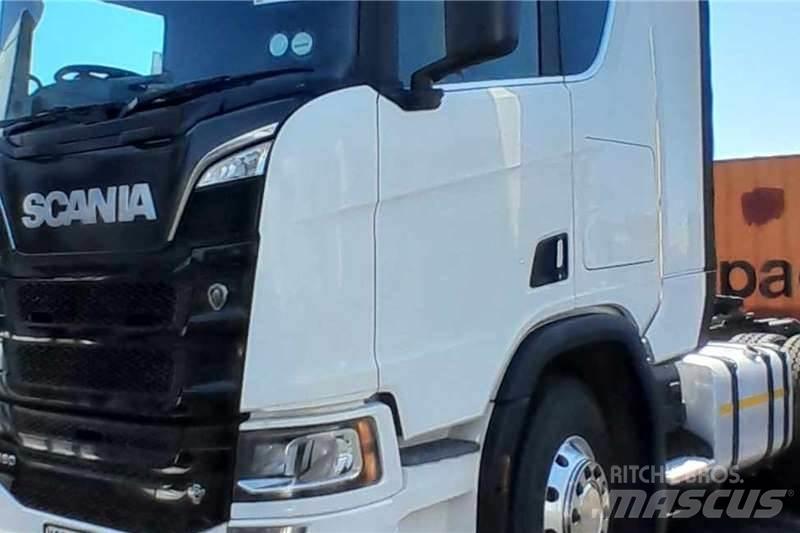Scania R560 Kita