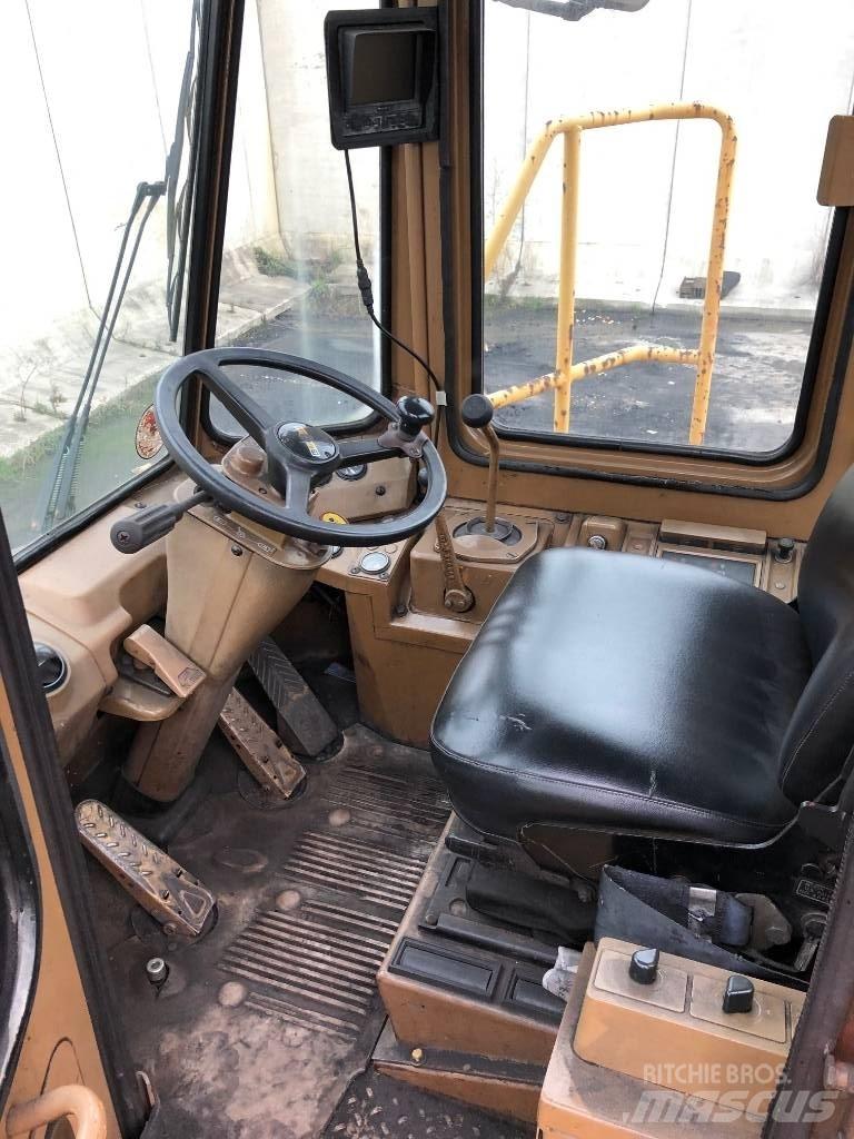 CAT 824 C Ratiniai buldozeriai