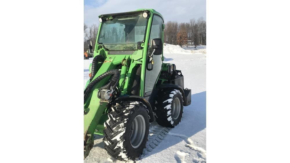 Avant 755 Naudoti ratiniai krautuvai