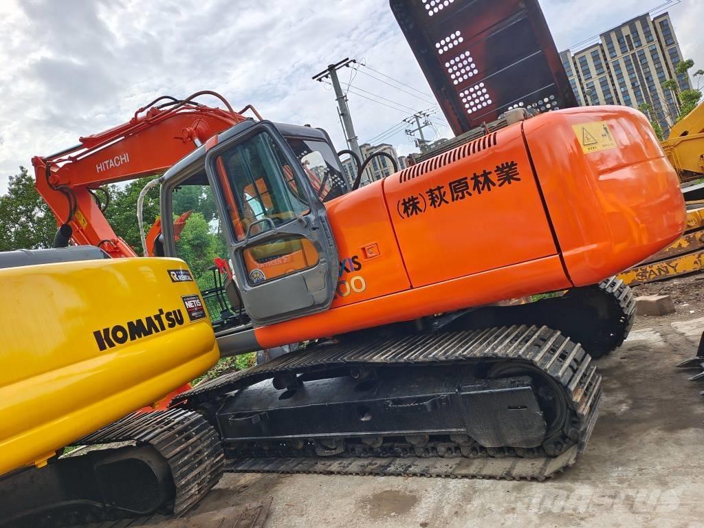 Hitachi EX 200-5 Vikšriniai ekskavatoriai