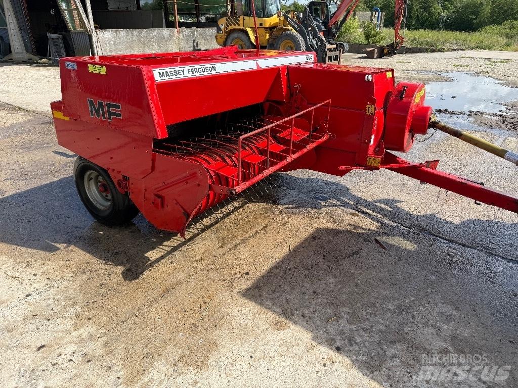 Massey Ferguson 224 Stačiakampių ryšulių presai