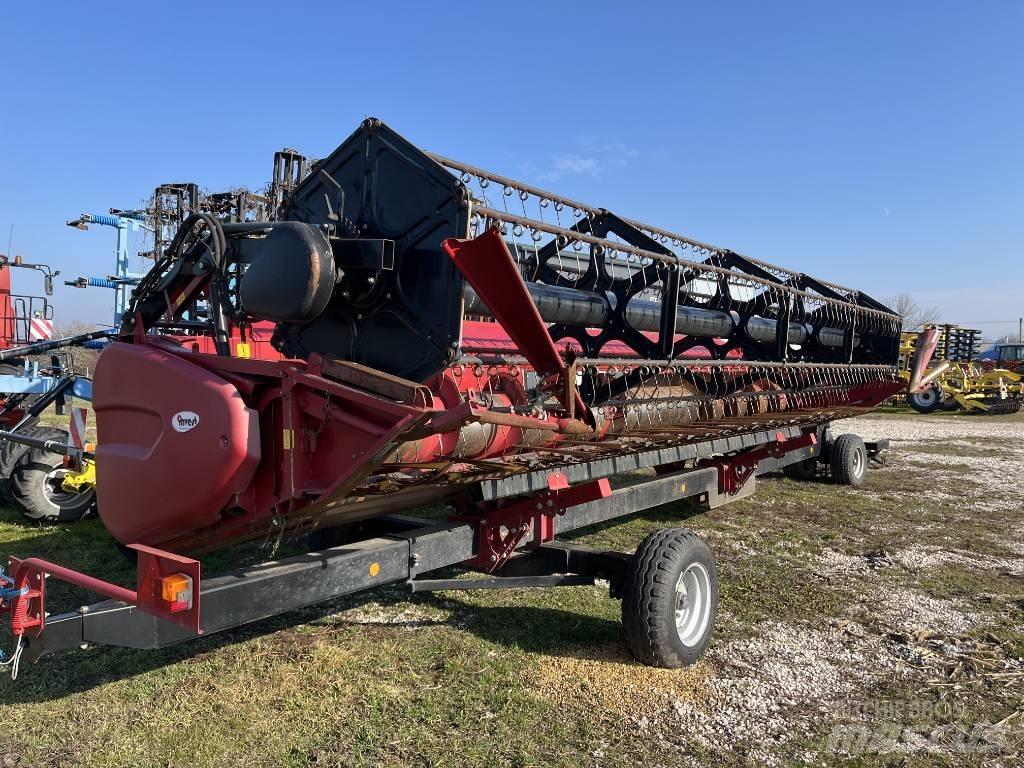 Case IH AF8240 Derliaus nuėmimo kombainai