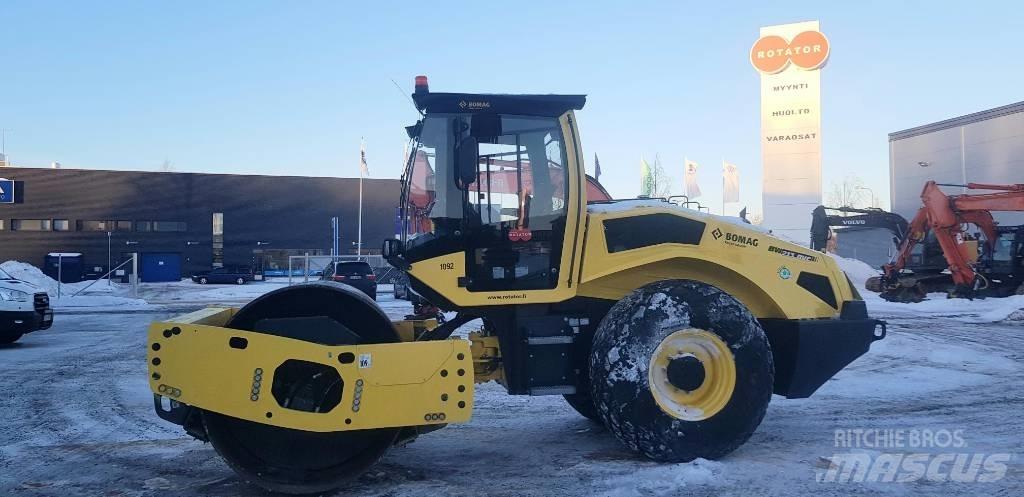 Bomag BW213 BVC-5 Gruntiniai volai