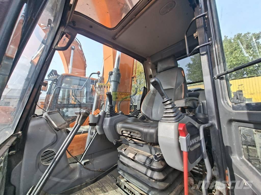 Doosan DX 140 LC Vikšriniai ekskavatoriai