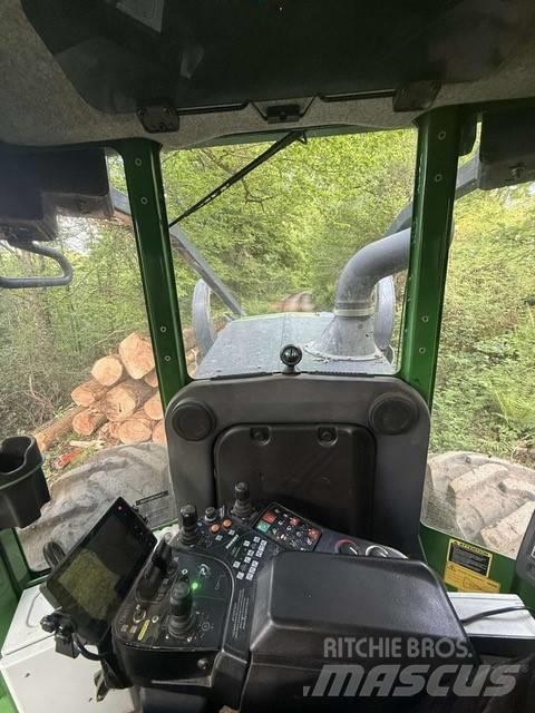 John Deere 640 L Skiedrovežiai