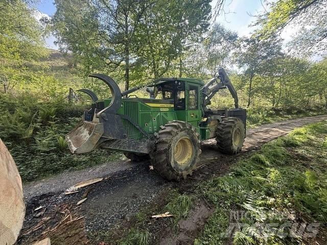 John Deere 640 L Skiedrovežiai