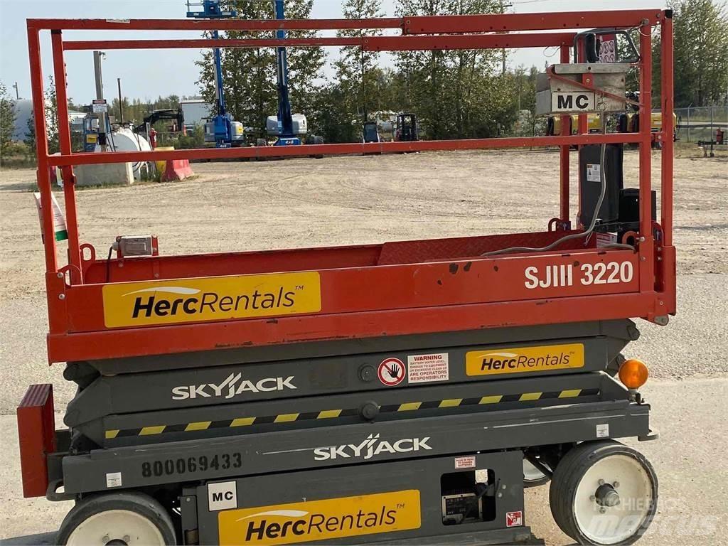 CAT 120M Greideriai