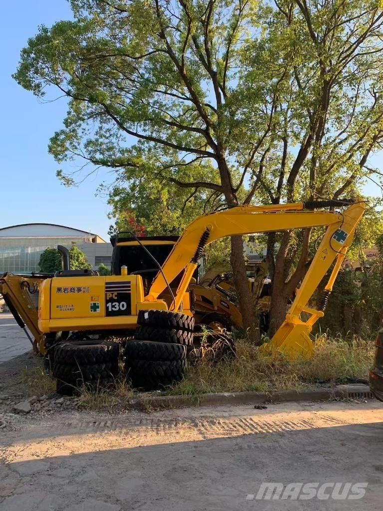 Komatsu PC 130 Vikšriniai ekskavatoriai