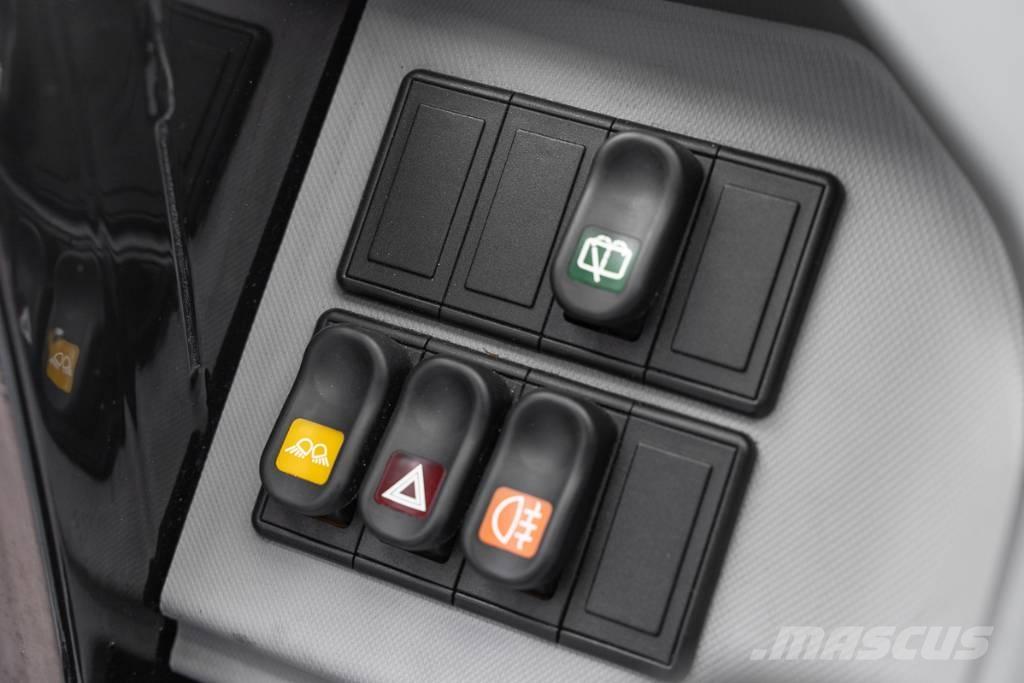 Manitou ULM 412 H Teleskopiniai krautuvai žemės ūkiui