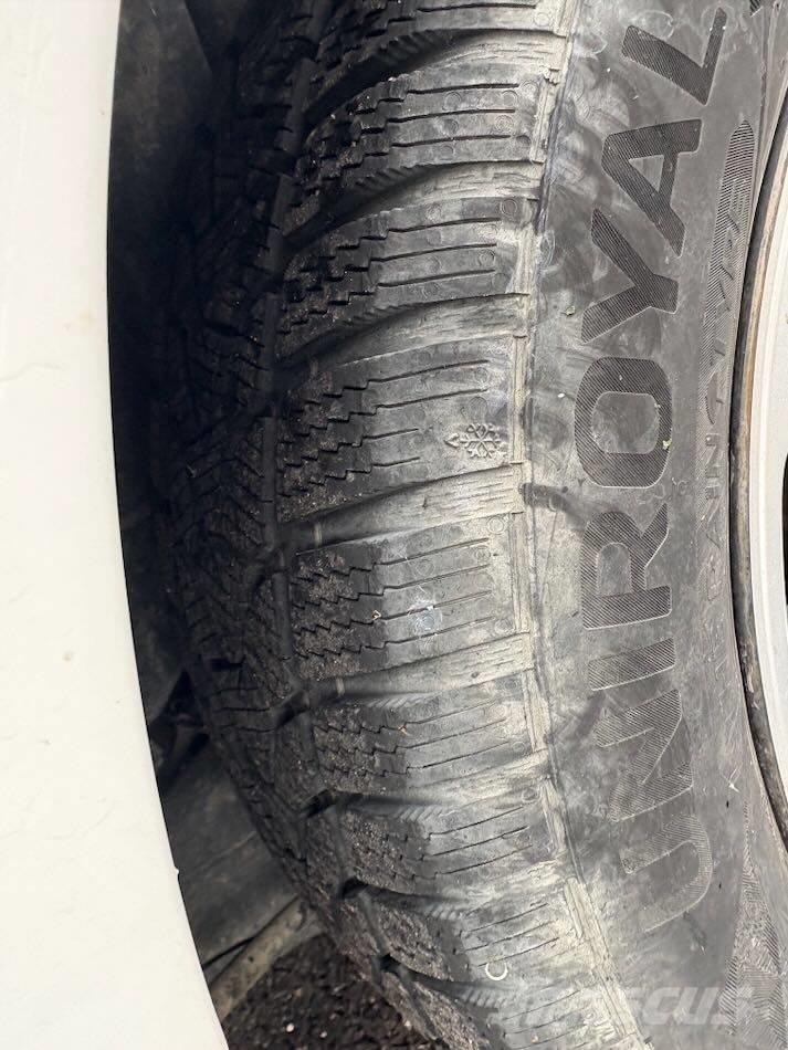 Peugeot 208 Lengvieji automobiliai