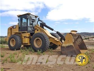 CAT 924 H Naudoti ratiniai krautuvai