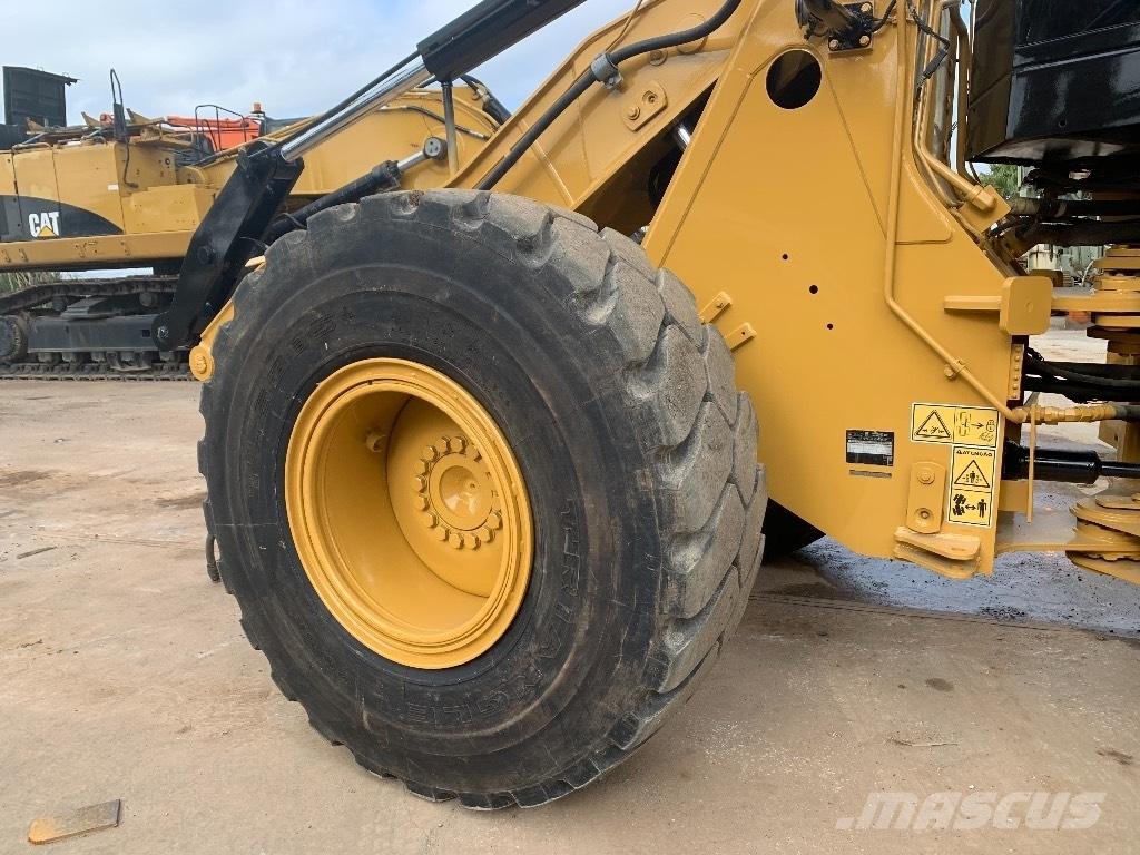 CAT 924 H Naudoti ratiniai krautuvai