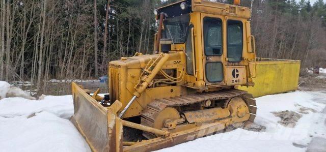 CAT D4E Vikšriniai buldozeriai