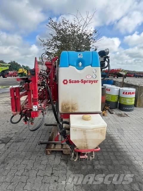 Scan-Agro 1000L Įmontuoti purkštuvai