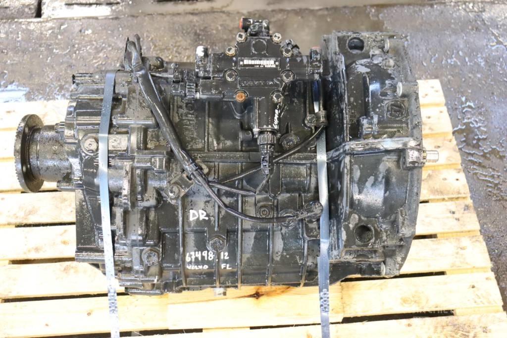 Volvo FL 240 Sunkvežimiai su dengtu kėbulu