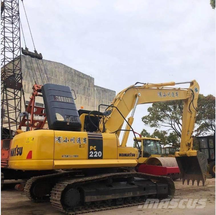 Komatsu PC 220-8 Vikšriniai ekskavatoriai