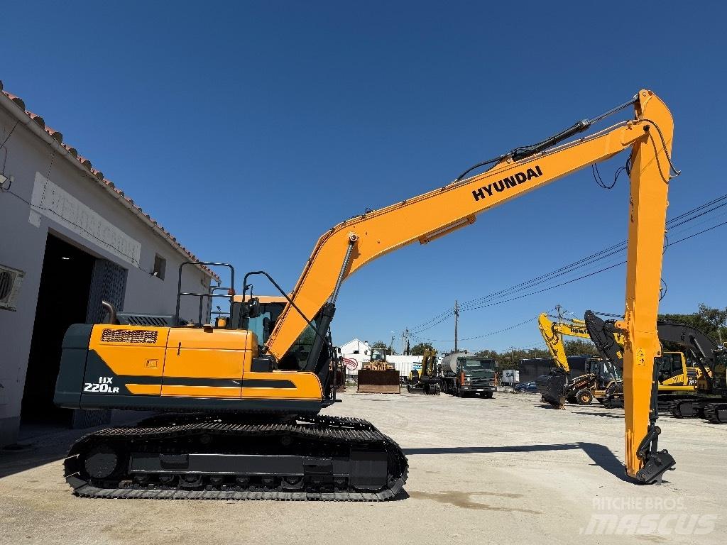 Hyundai HX220 LR Aukštuminiai ekskavatoriai