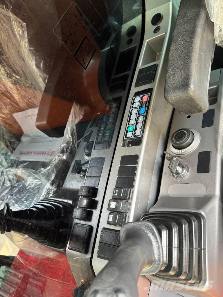 Doosan DX 225 Vikšriniai ekskavatoriai