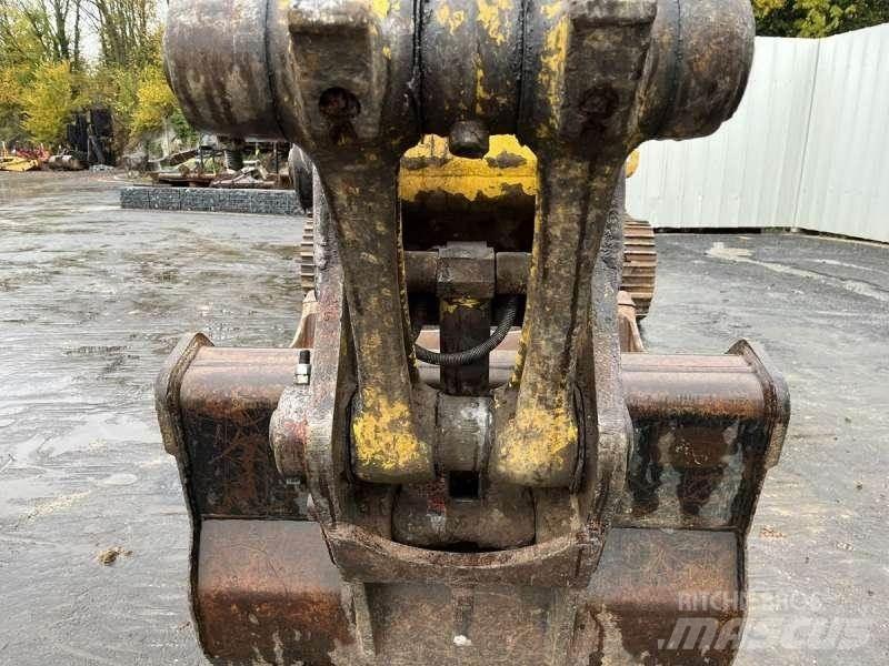 Komatsu PC160LC-7K Vikšriniai ekskavatoriai