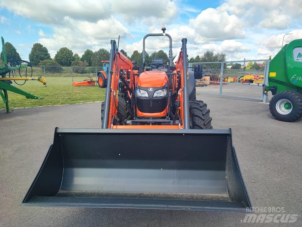 Kubota M4063 ROPS Traktoriai