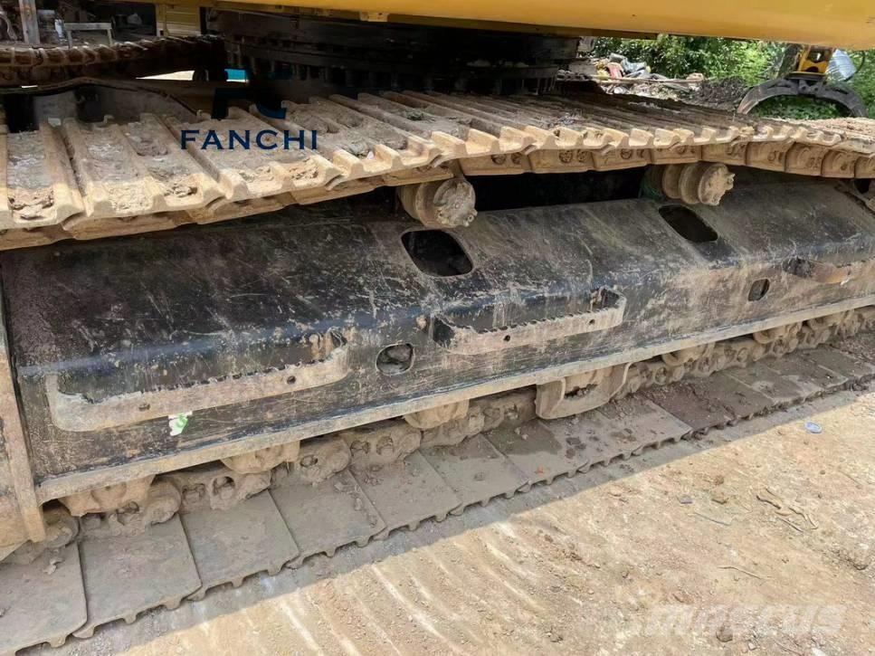 CAT 320 GC Vikšriniai ekskavatoriai