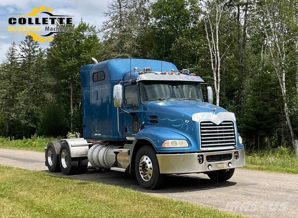 Mack CXU 613 Naudoti vilkikai