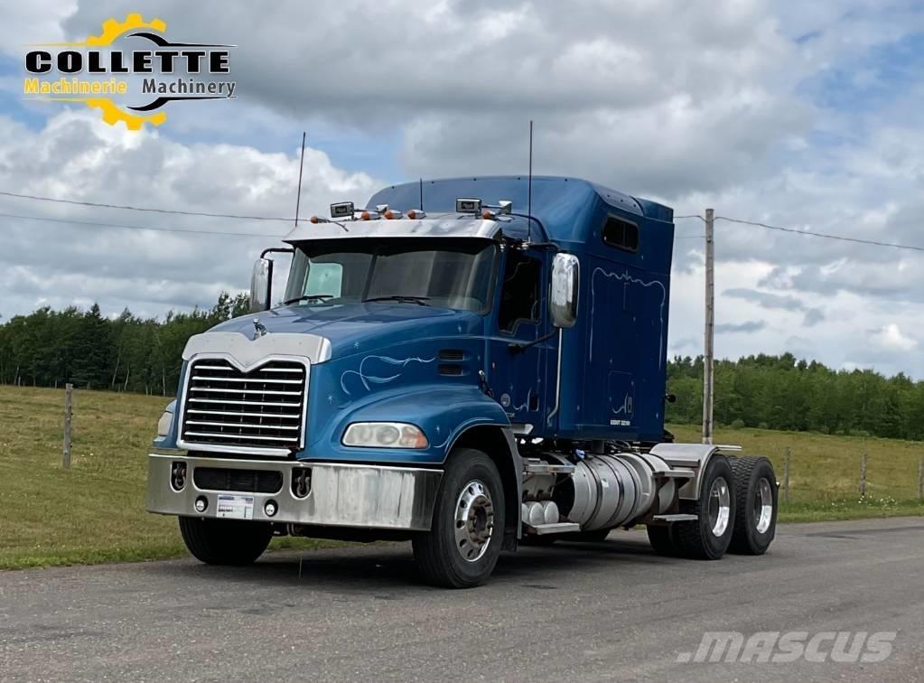 Mack CXU 613 Naudoti vilkikai