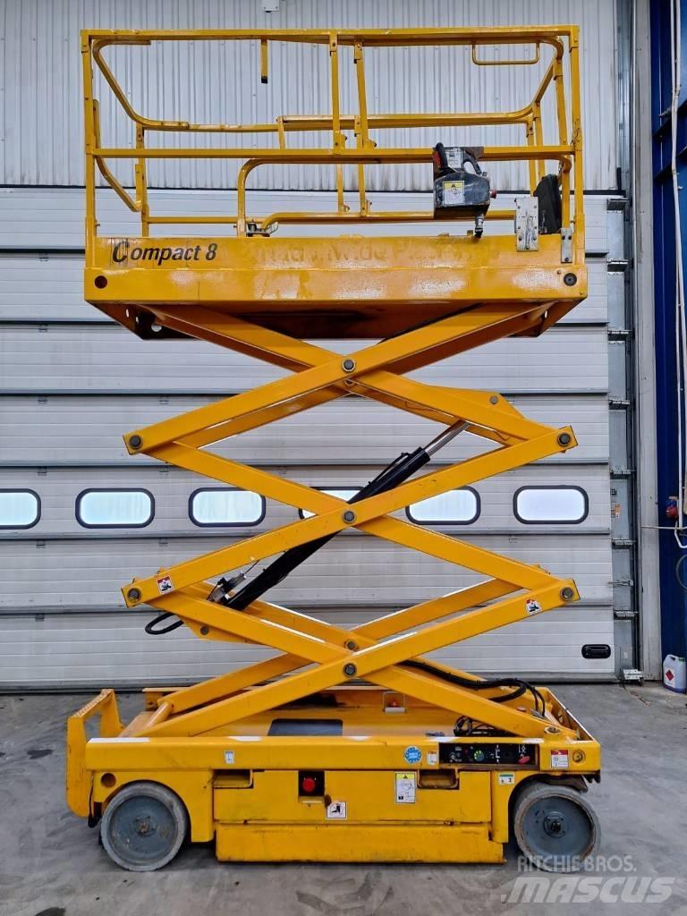 Haulotte Compact 8 Žirkliniai keltuvai