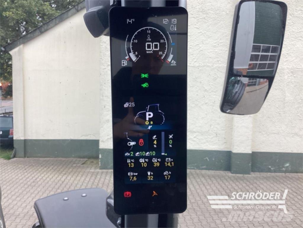 Valtra Q 305 Traktoriai