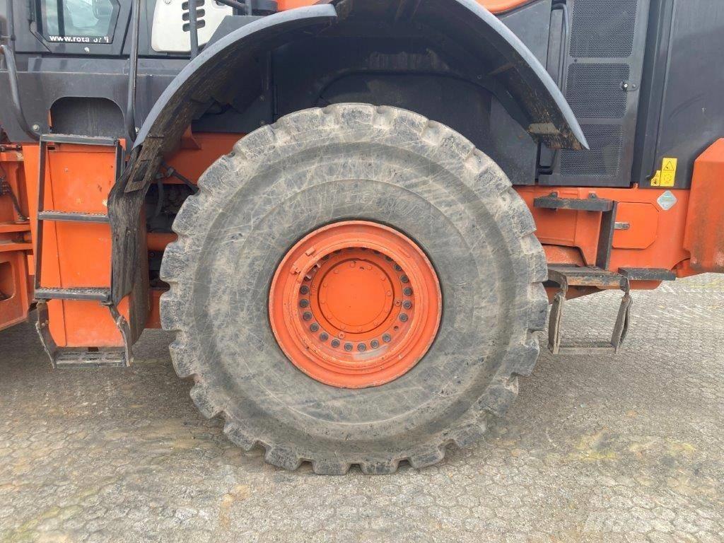 Hitachi ZW370-5B Naudoti ratiniai krautuvai