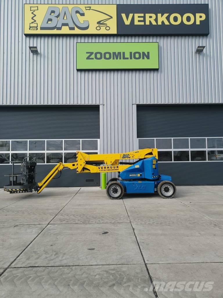 JLG M 450 AJ Alkūniniai keltuvai