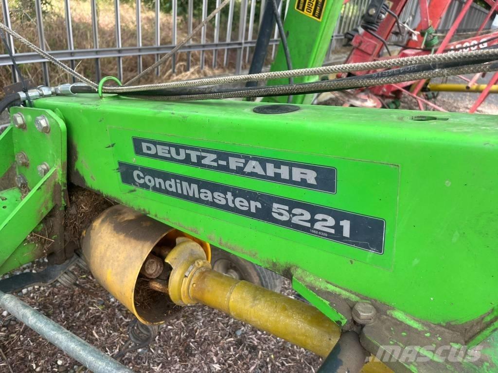Deutz-Fahr 5221 Šieno grėbliai ir vartytuvai