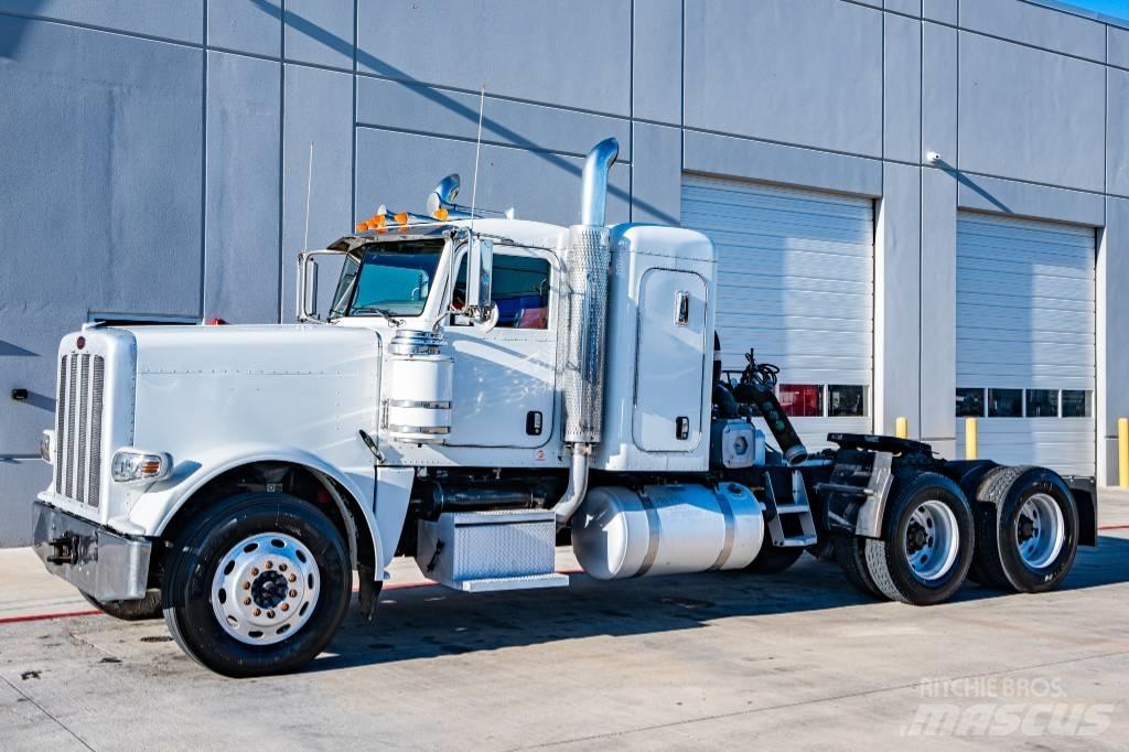 Peterbilt 388 Naudoti vilkikai