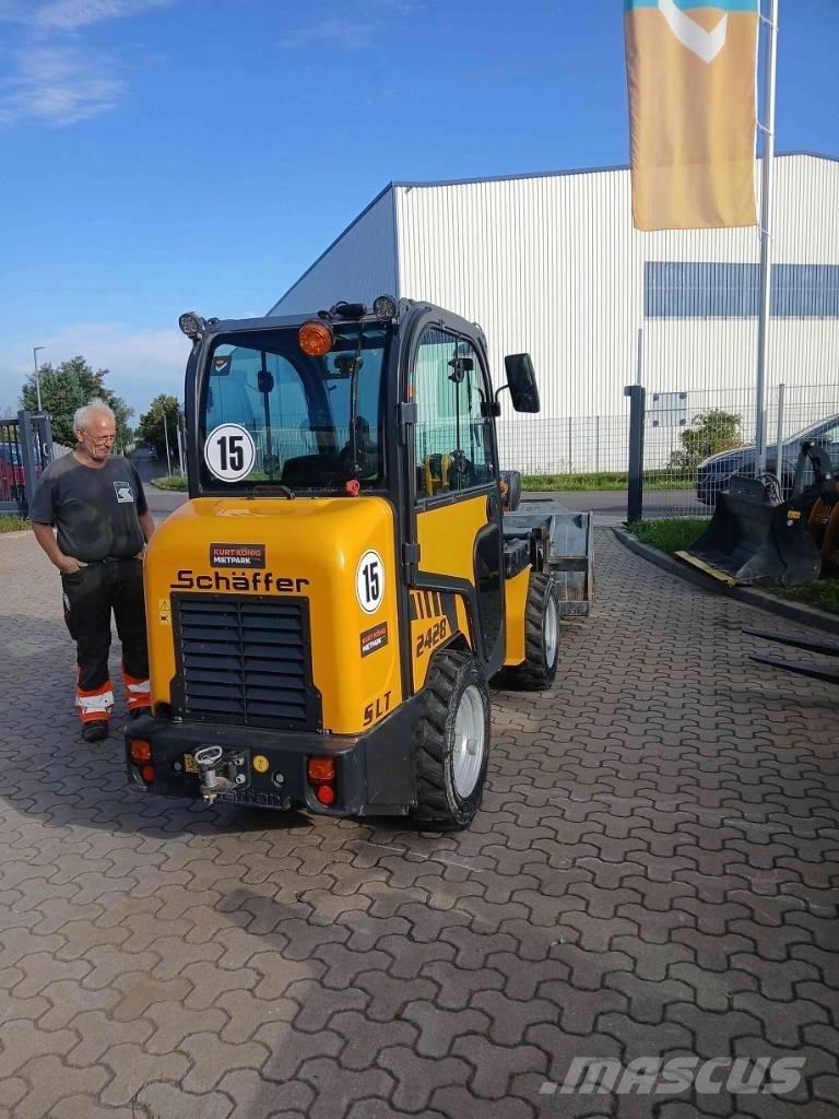 Schäffer 2428 SLT Krautuvai su šoniniu pasukimu