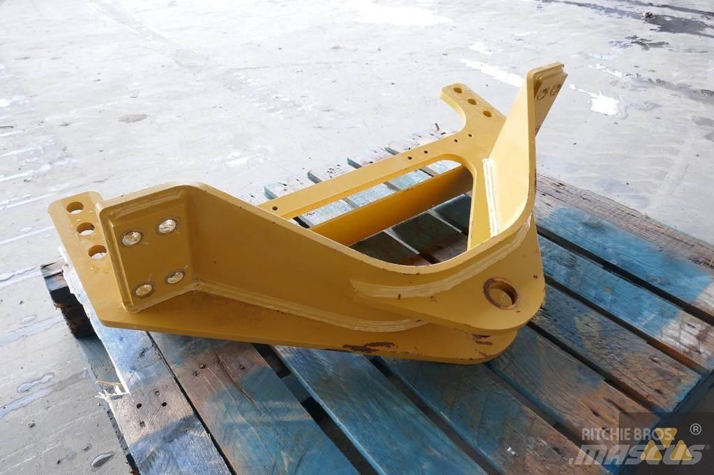CAT 140M3 Drawbar Transportas - Kita