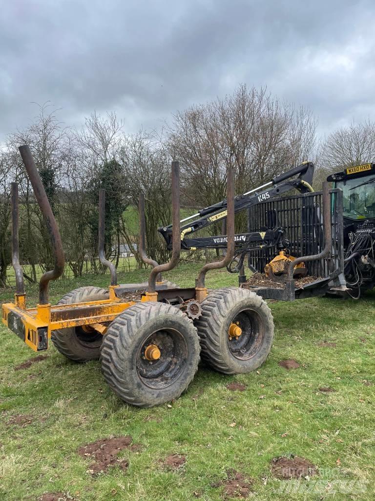 Valtra N122 Traktoriai