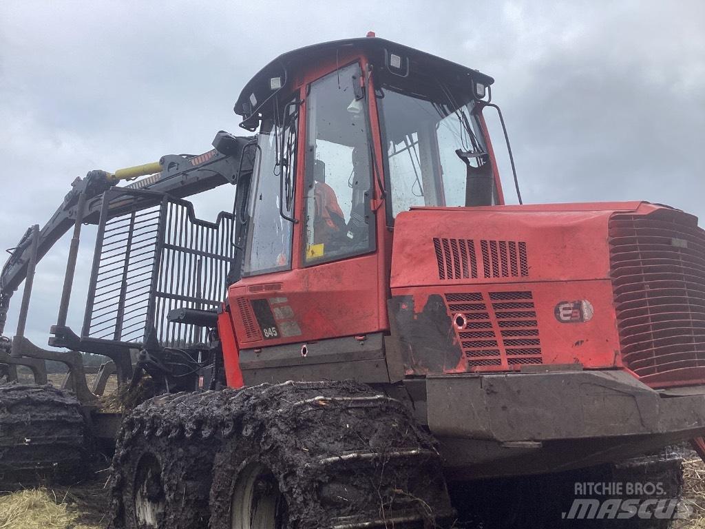 Komatsu 845 Naudoti miškovežiai (Forvarderiai)