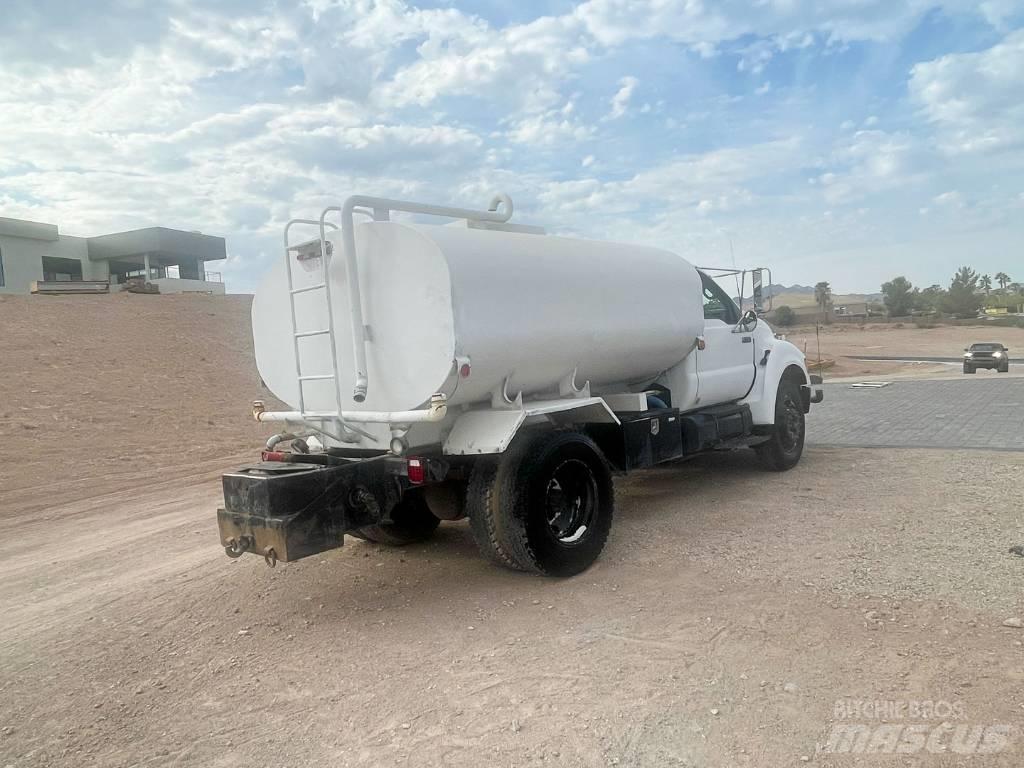 Ford F 750 XLT Vandens sunkvežimiai