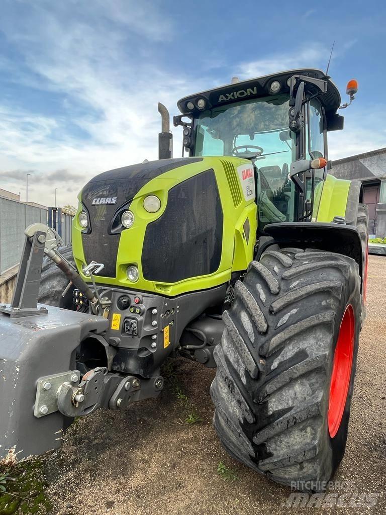 CLAAS Axion 810 Traktoriai