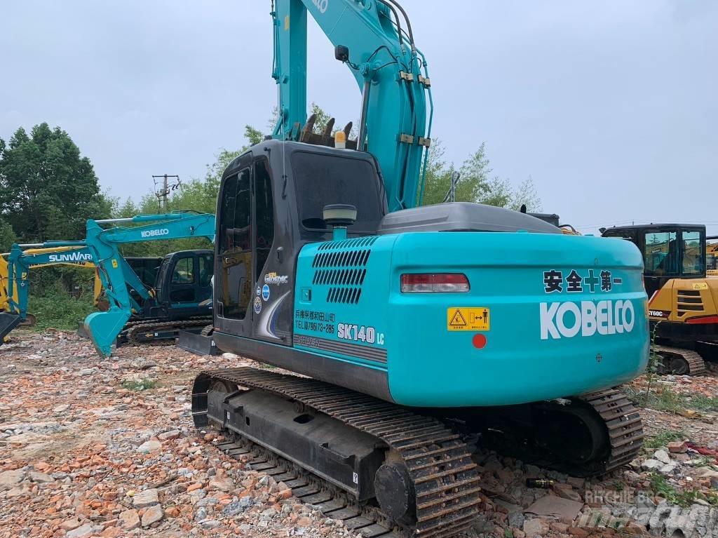 Kobelco SK 140 Vidutinės galios ekskavatoriai 7-12 t