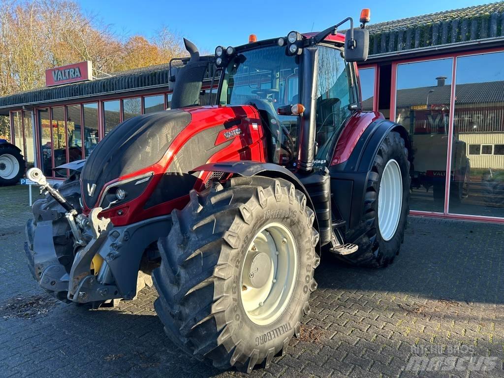 Valtra T234A Traktoriai