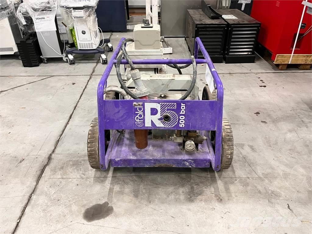Falch R5 Statyba - Kita