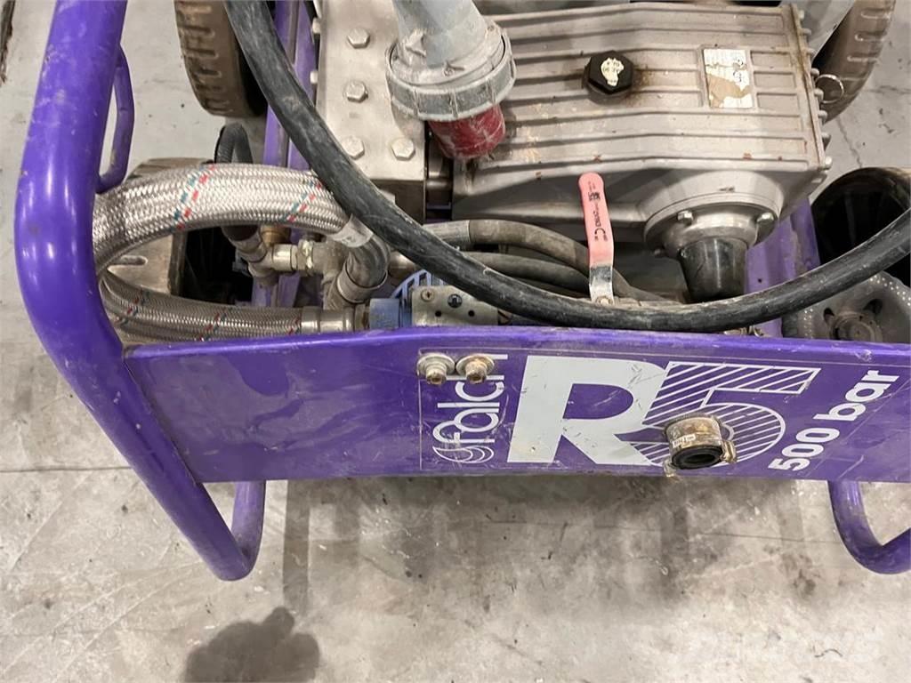 Falch R5 Statyba - Kita