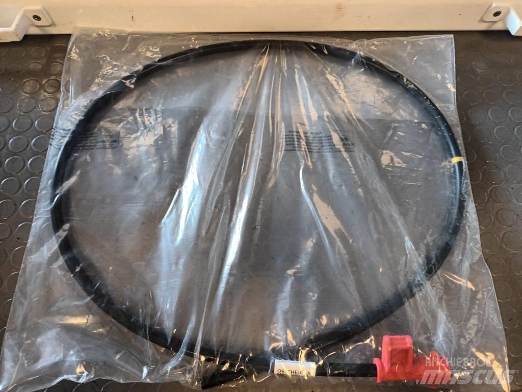 Volvo PIPE 21872077 Transportas - Kita