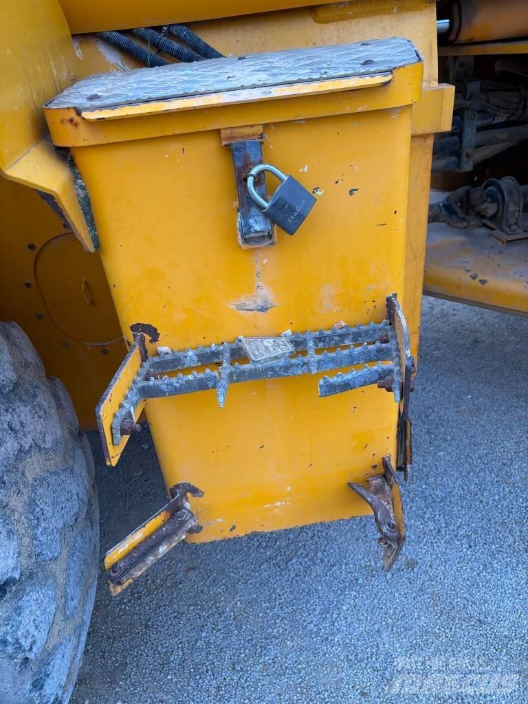 JCB 436 Naudoti ratiniai krautuvai