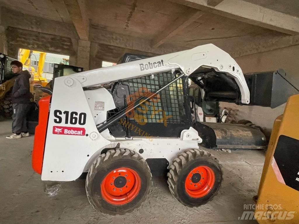 Bobcat S 160 Krautuvai su šoniniu pasukimu