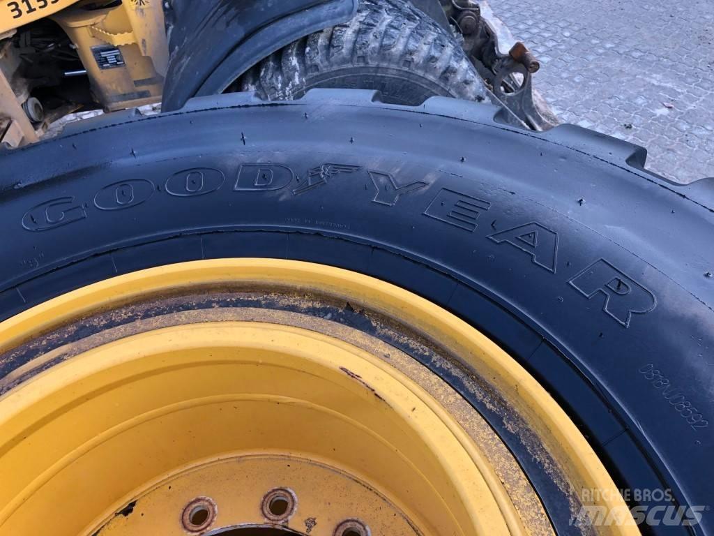 Goodyear 750/65R25 Padangos, ratai ir ratlankiai