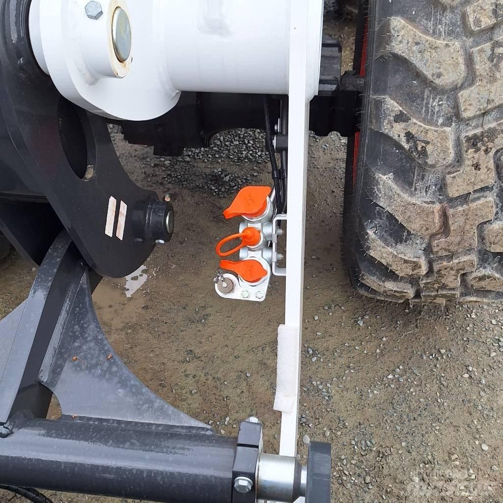 Bobcat Radlader Naudoti ratiniai krautuvai
