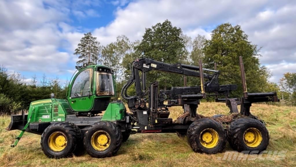 John Deere 1510 E Naudoti miškovežiai (Forvarderiai)